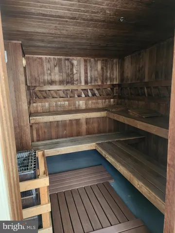 $2,000 | 1504 Lincoln Way, Unit 119, McLean, VA 22102