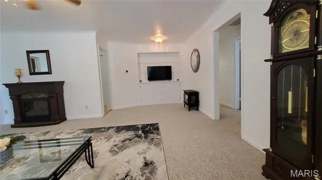 $187,500 | 102 West Center Street, Salem, MO 65560