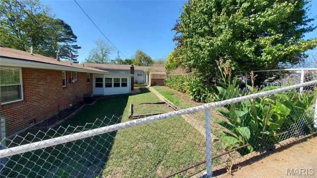 $187,500 | 102 West Center Street, Salem, MO 65560