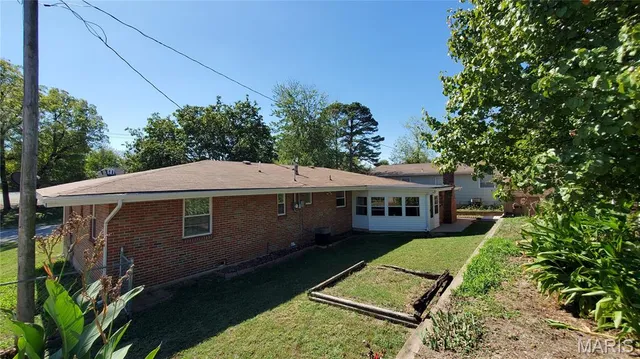 $187,500 | 102 West Center Street, Salem, MO 65560