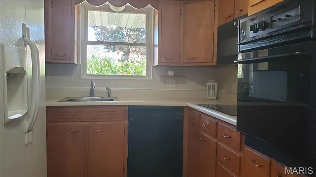 $187,500 | 102 West Center Street, Salem, MO 65560