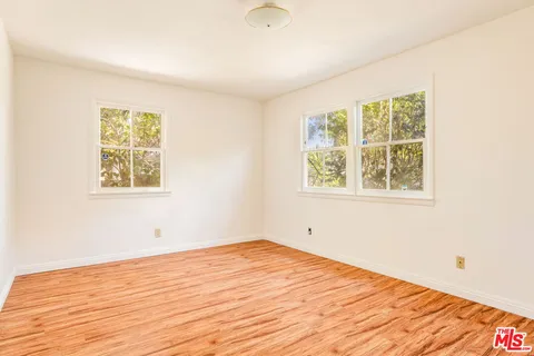 $3,850,000 | 1015 San Vicente Boulevard, Santa Monica, CA 90402