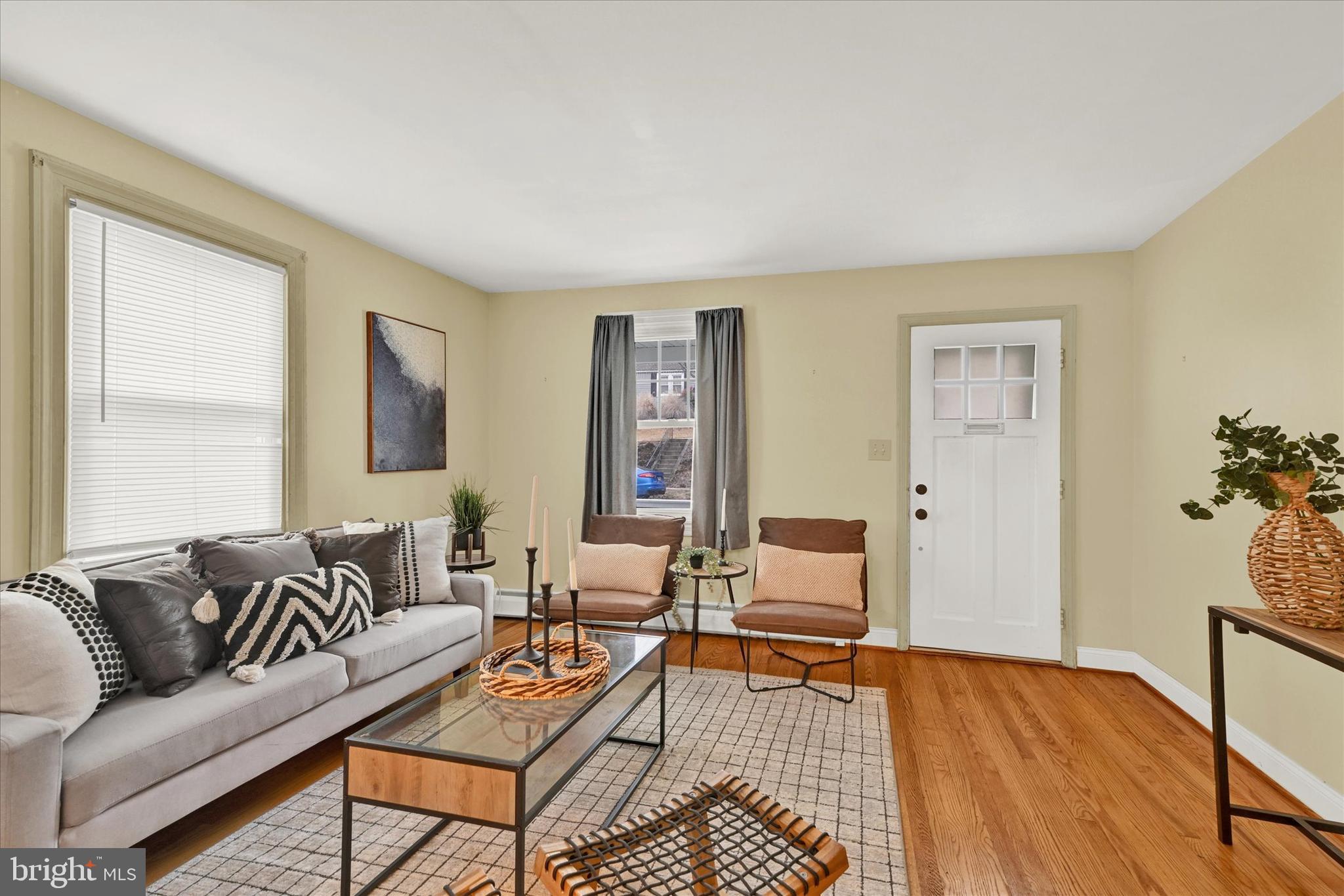 1203 Overbrook Road Baltimore, MD 21239 - Photo 4 of 27