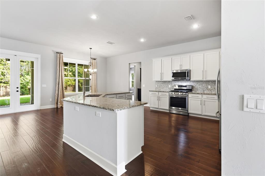 11042 Northwest 18th Road Gainesville, FL 32606 - Photo 17 of 53 Gallery Image 17