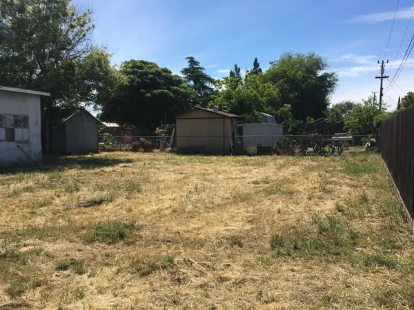 $559,000 | 515 Locust Avenue, Manteca, CA 95337