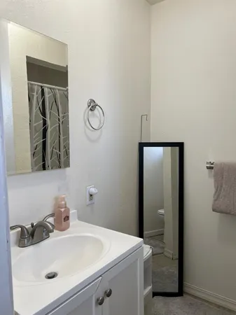 $559,000 | 515 Locust Avenue, Manteca, CA 95337