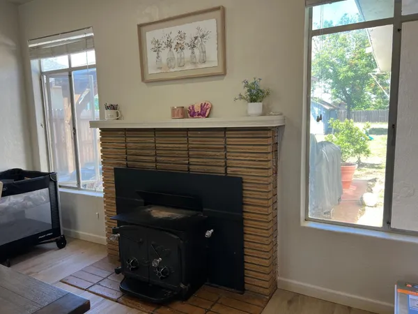 $559,000 | 515 Locust Avenue, Manteca, CA 95337