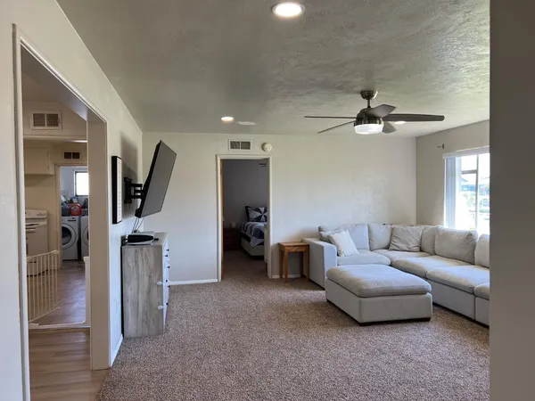 $559,000 | 515 Locust Avenue, Manteca, CA 95337