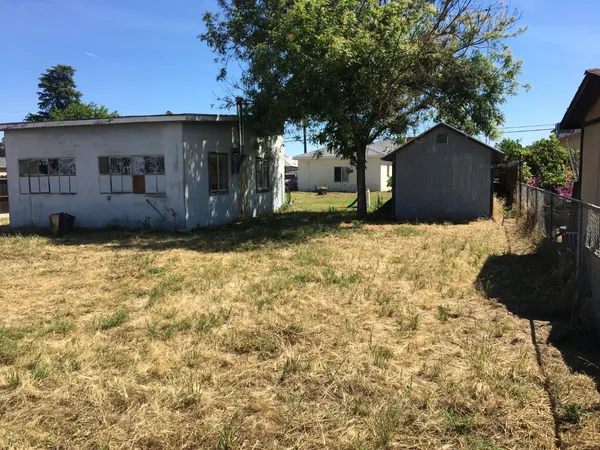 $559,000 | 515 Locust Avenue, Manteca, CA 95337