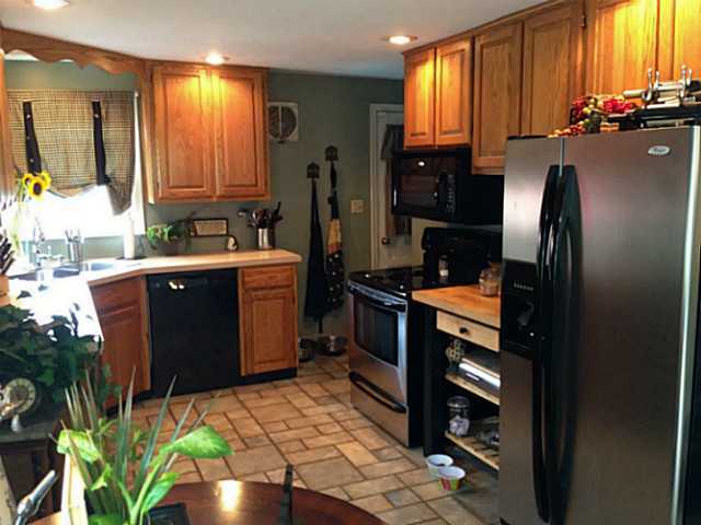 2203 Miracle Mile Springfield, OH 45503 - Photo 7 of 16