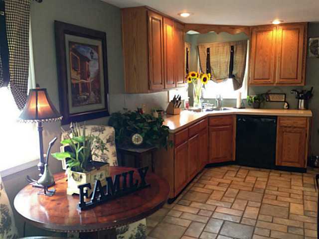2203 Miracle Mile Springfield, OH 45503 - Photo 8 of 16