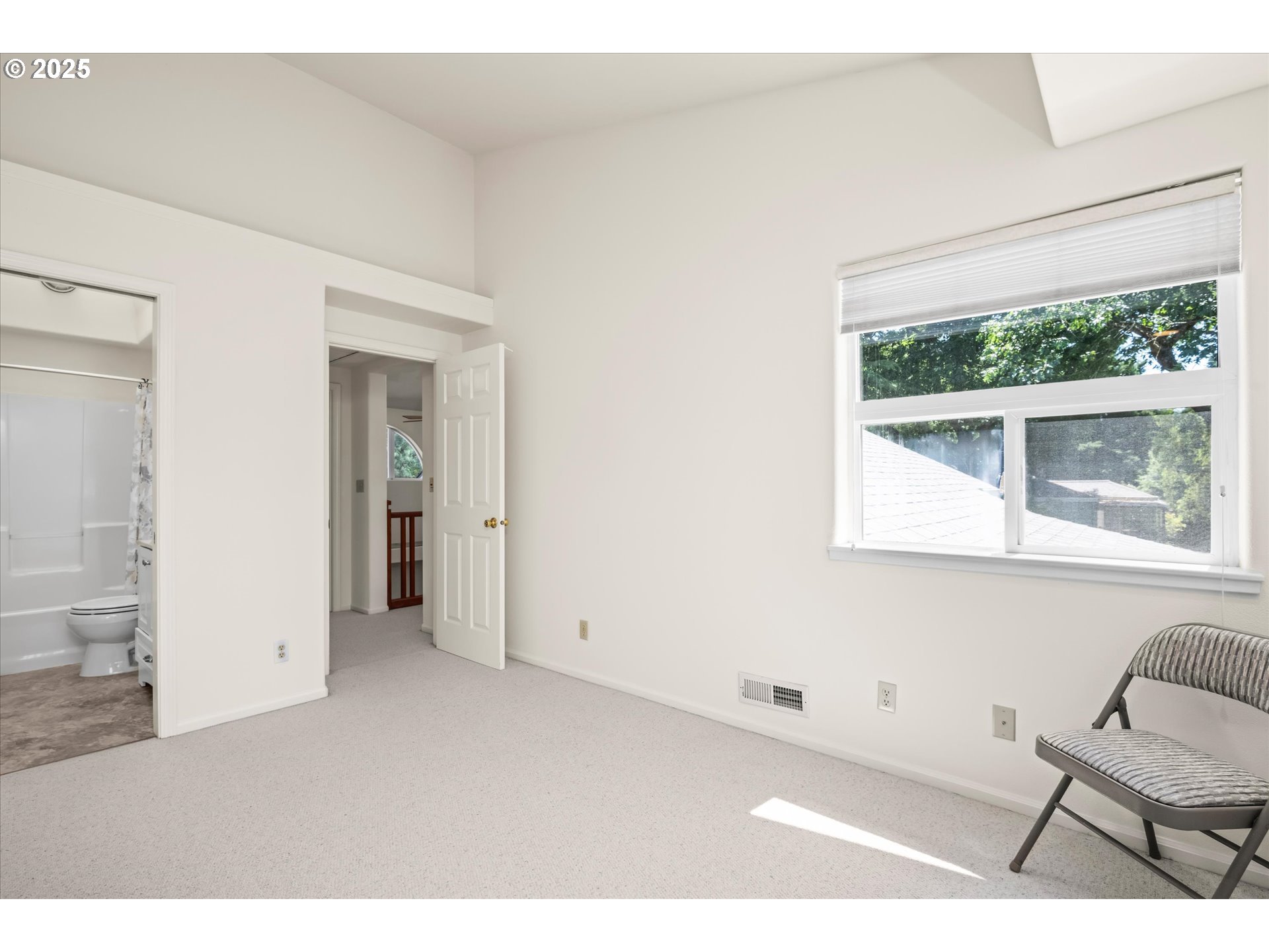 820 Park Terrace Eugene, OR 97404 - Photo 28 of 44 a view of an empty room with a window