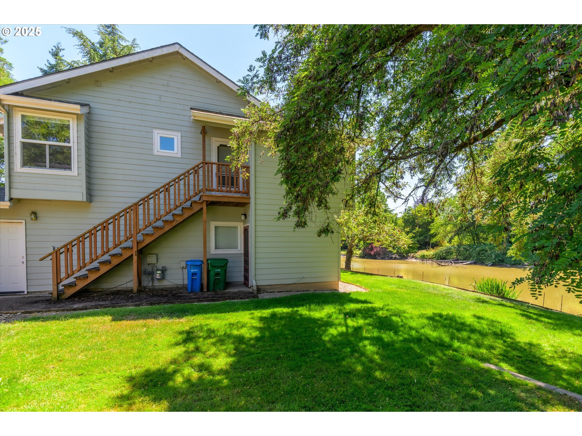 820 Park Terrace Eugene, OR 97404 - Photo 36 of 44 a view of house with backyard and deck