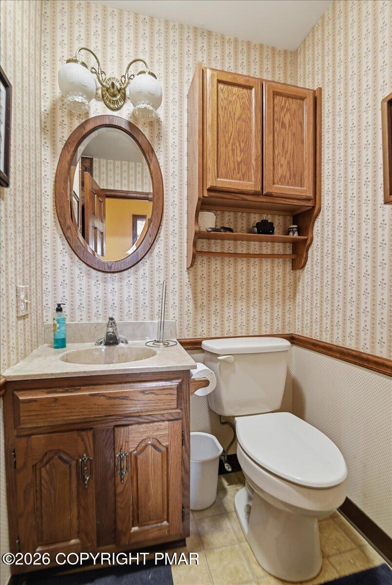 932 Bauman Road Nazareth, PA 18064 - Photo 30 of 75 037-051_DSC_6136