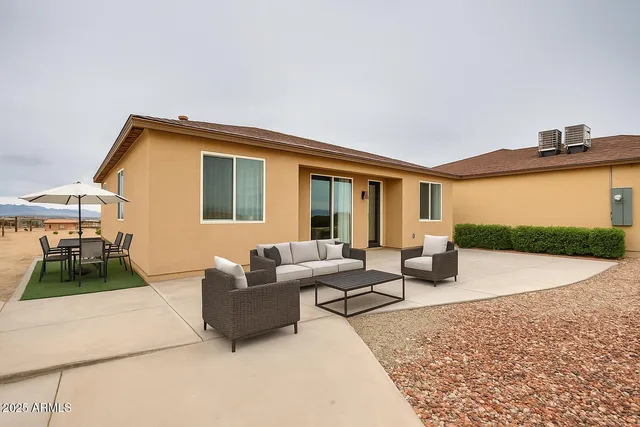 $1,090,000 | 8210 South 132nd Avenue, Goodyear, AZ 85338