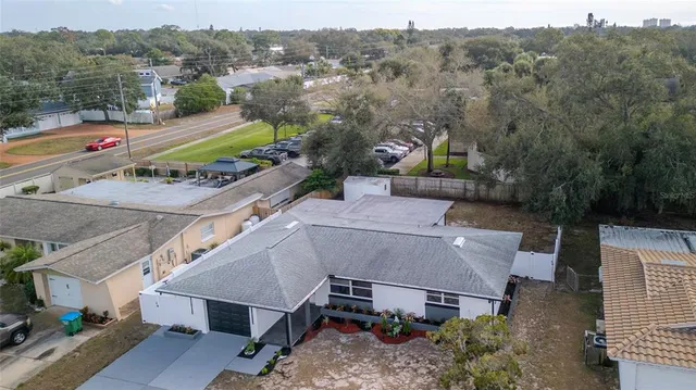 $499,900 | 13740 94th Avenue North, Seminole, FL 33776