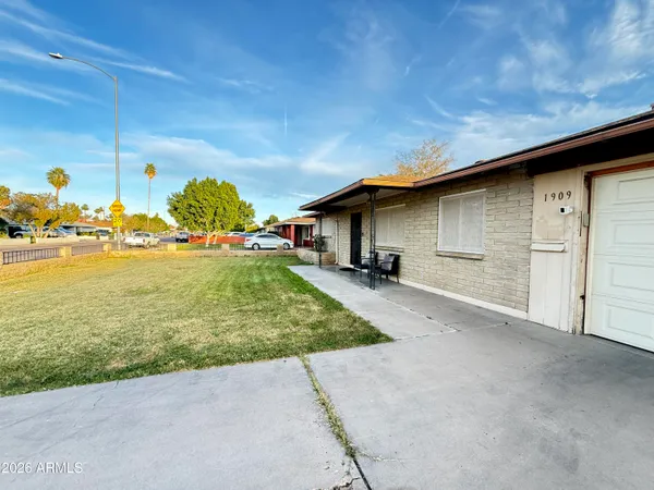 $449,999 | 1909 East 6th Avenue, Mesa, AZ 85204
