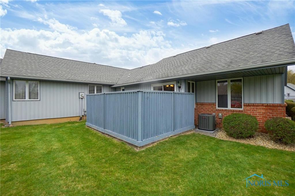 830 Fox Run Road, Unit U1 Findlay, OH 45840 - Photo 10 of 19 Gallery Image 10