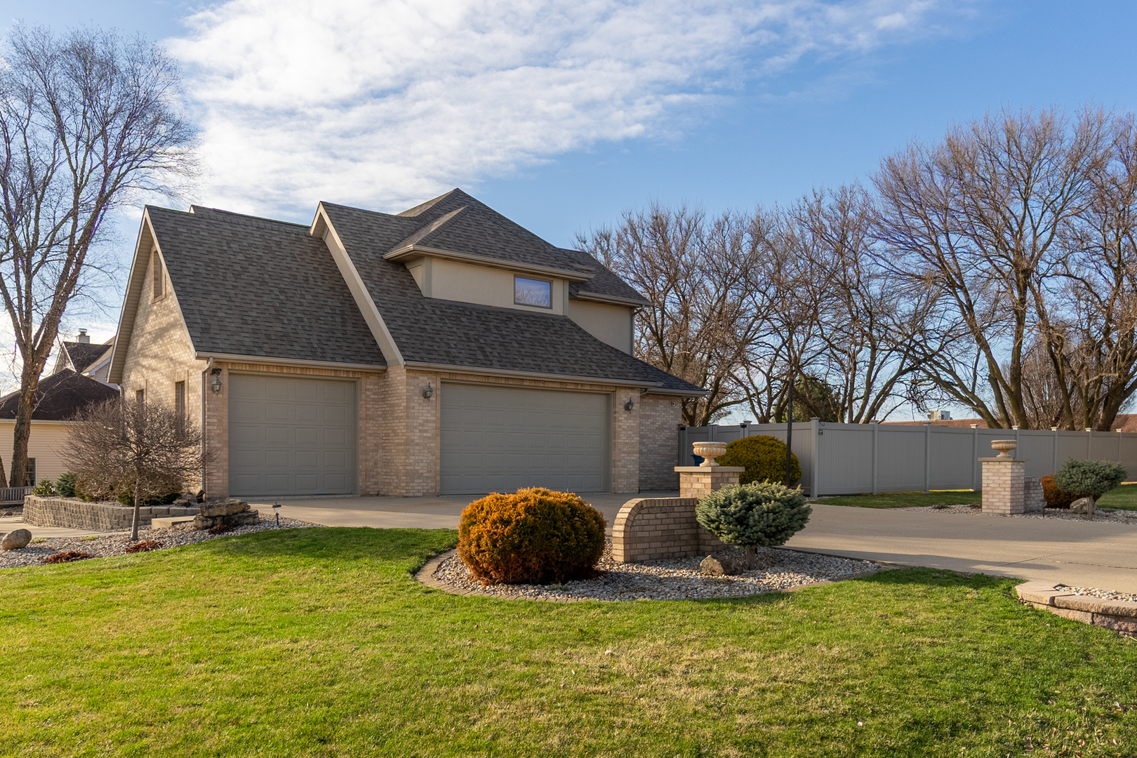 100 Willow Trail Spring Valley, IL 61362 - Photo 3 of 38