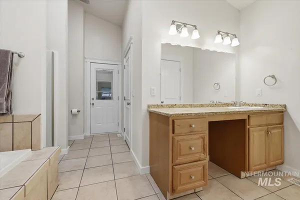 $775,000 | 115 Bunch Drive, Garden Valley, ID 83622