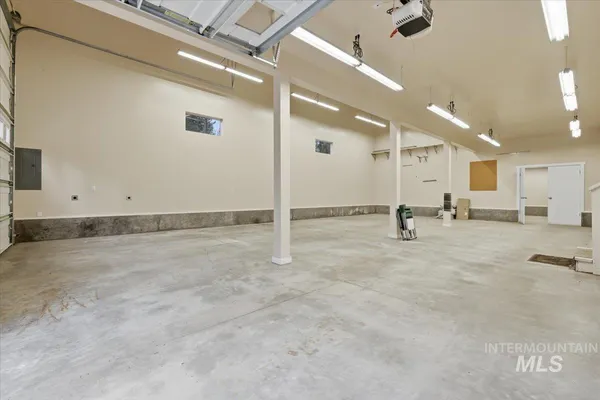 $775,000 | 115 Bunch Drive, Garden Valley, ID 83622