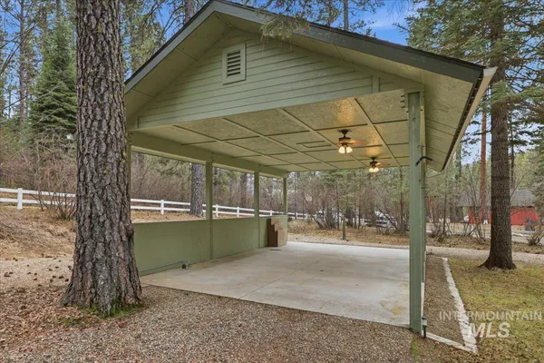 $775,000 | 115 Bunch Drive, Garden Valley, ID 83622