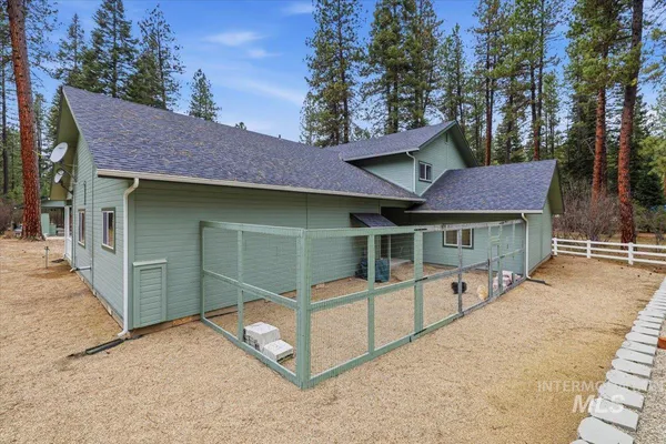 $775,000 | 115 Bunch Drive, Garden Valley, ID 83622