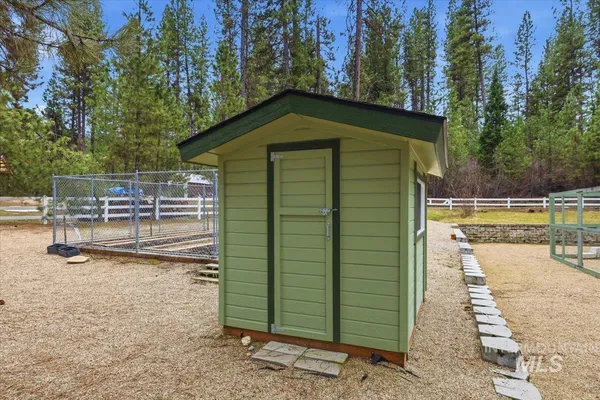 $775,000 | 115 Bunch Drive, Garden Valley, ID 83622