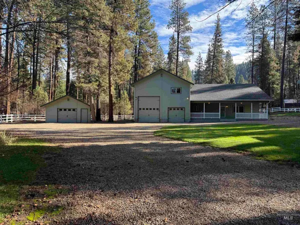$775,000 | 115 Bunch Drive, Garden Valley, ID 83622