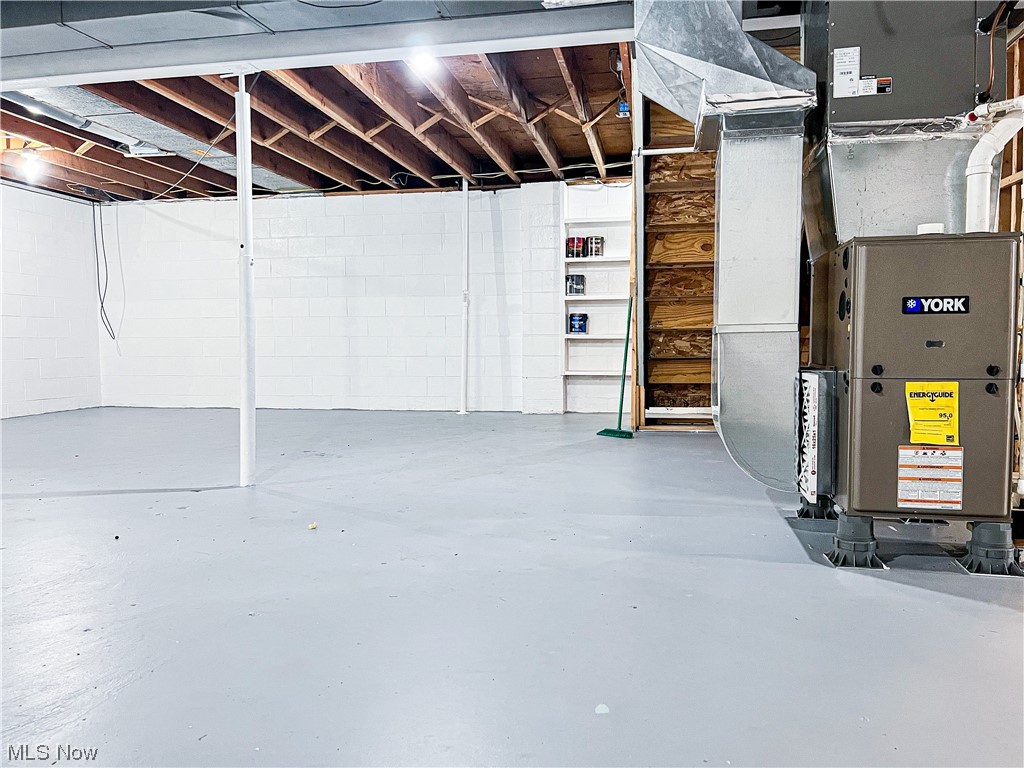 983 Two Ridge Road Steubenville, OH 43953 - Photo 25 of 35 Basement
