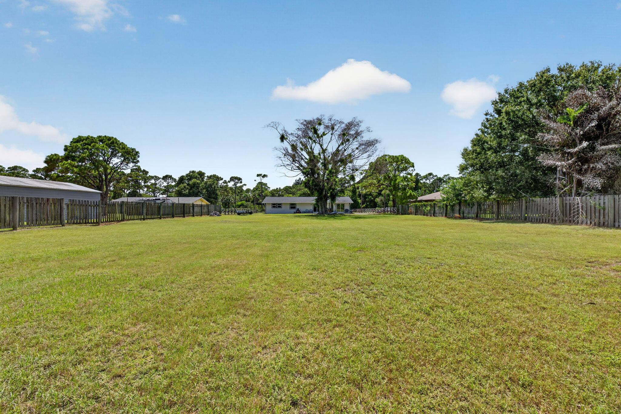 5912 Pinetree Drive Fort Pierce, FL 34982 - Photo 31 of 40 38-web-or-mls-3A5A1411