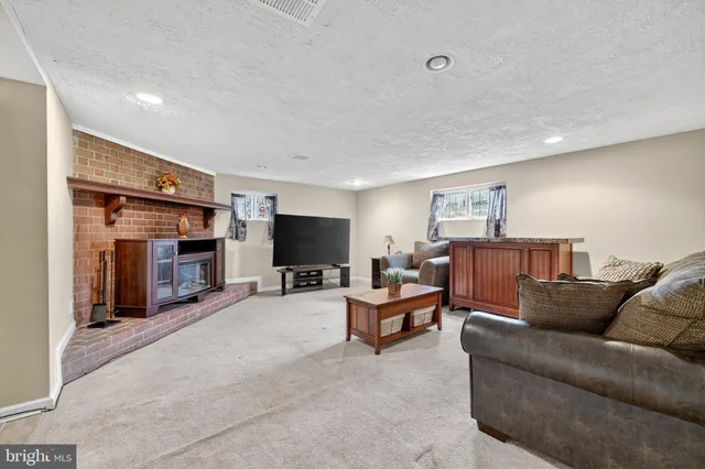 $450,000 | 1910 Kent Village Drive, Hyattsville, MD 20785