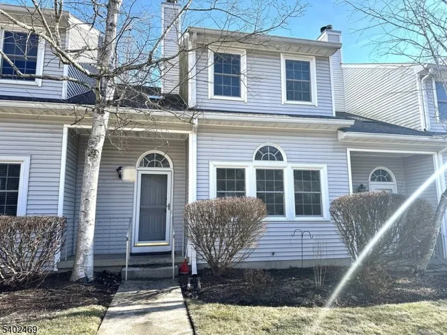 $2,500 | 332 Carnegie Court, Hackettstown, NJ 07840