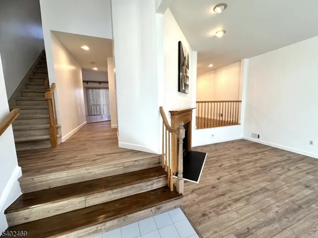 $2,500 | 332 Carnegie Court, Hackettstown, NJ 07840