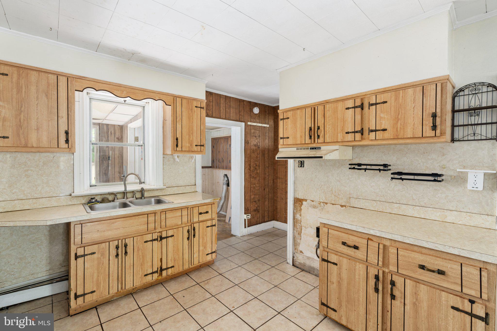 1680 Old Schuylkill Road Spring City, PA 19475 - Photo 11 of 33 Gallery Image 11