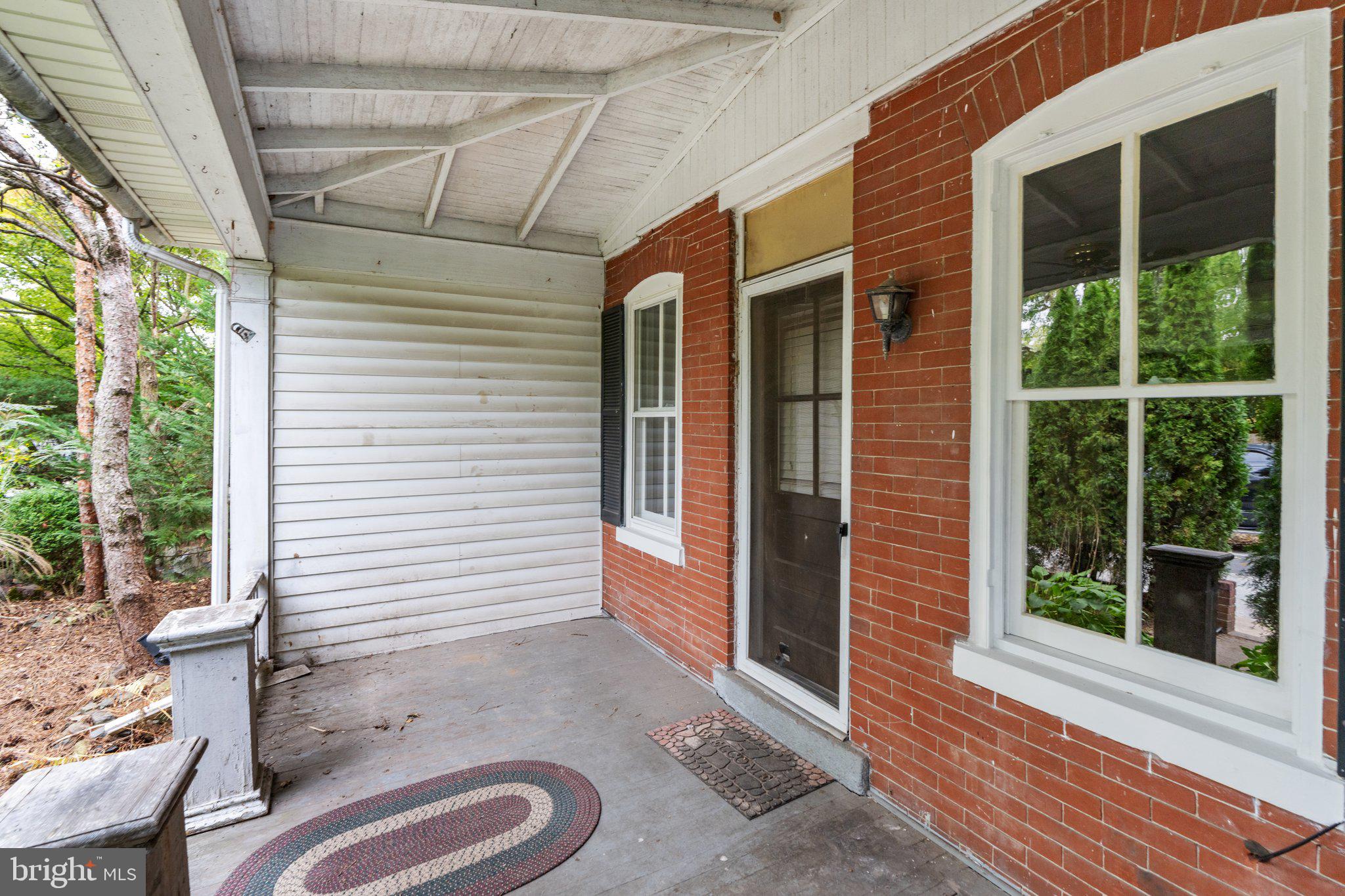 1680 Old Schuylkill Road Spring City, PA 19475 - Photo 4 of 33 Gallery Image 4