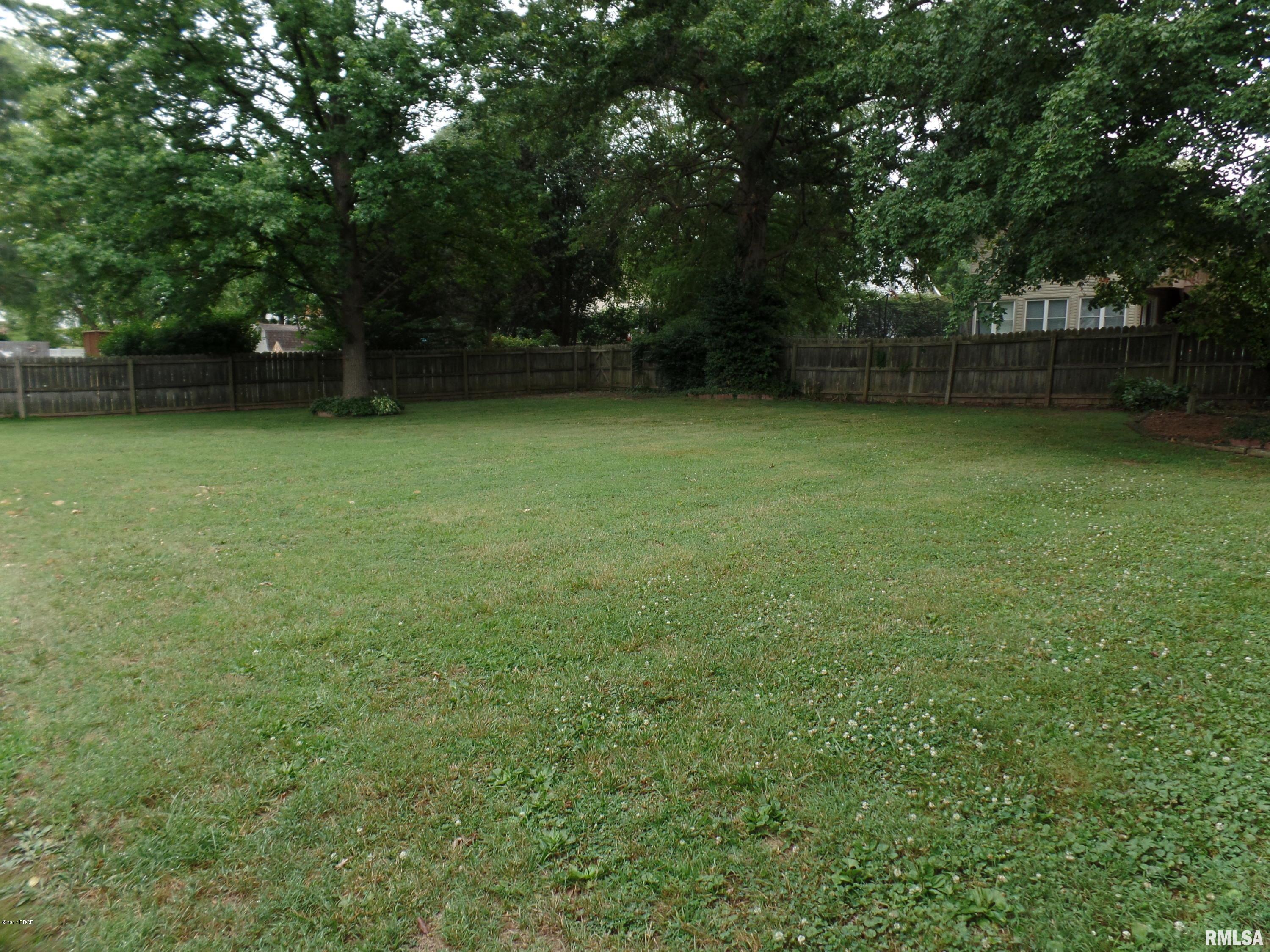 38 Orchard Road Harrisburg, IL 62946 - Photo 12 of 31 Gallery Image 12