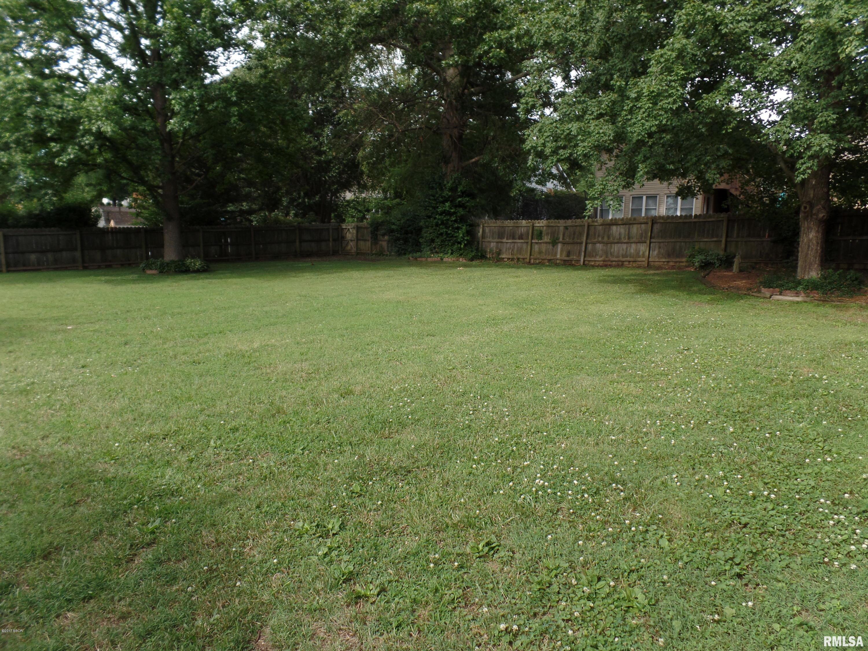 38 Orchard Road Harrisburg, IL 62946 - Photo 9 of 31 Gallery Image 9