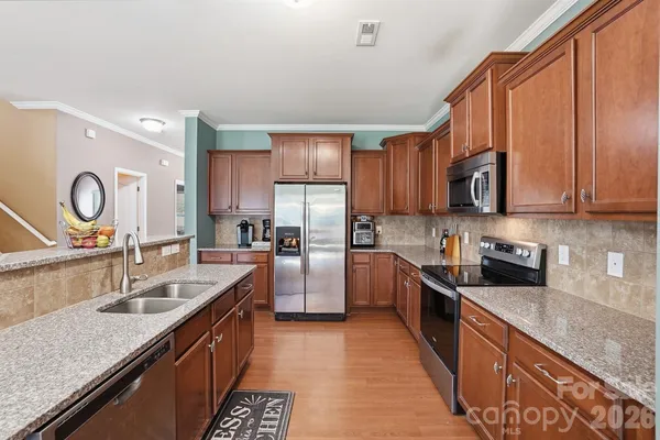 $465,990 | 1304 Woodglen Lane, Matthews, NC 28104