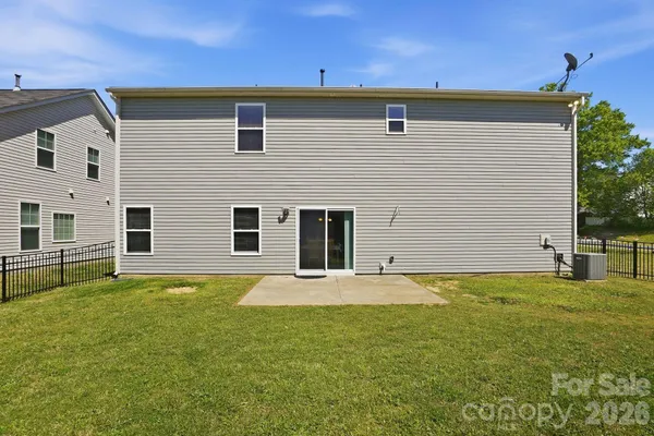 $465,990 | 1304 Woodglen Lane, Matthews, NC 28104