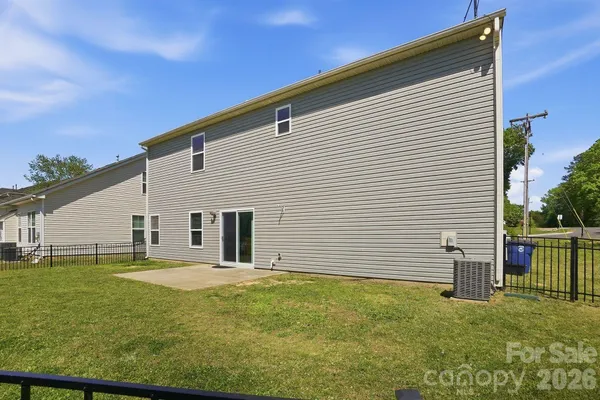 $465,990 | 1304 Woodglen Lane, Matthews, NC 28104
