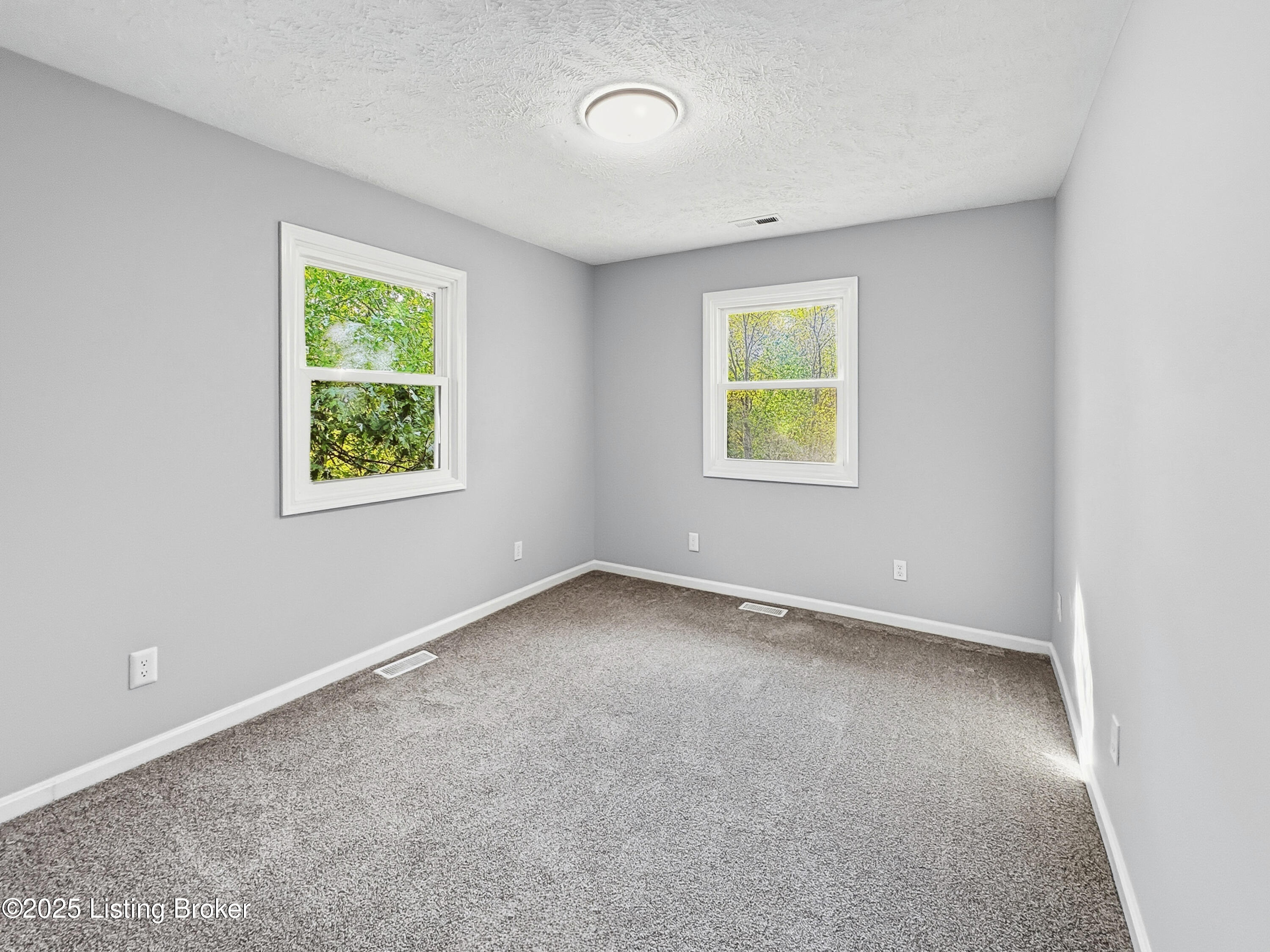13020 East Orell Road Louisville, KY 40272 - Photo 24 of 64 IMG_8005