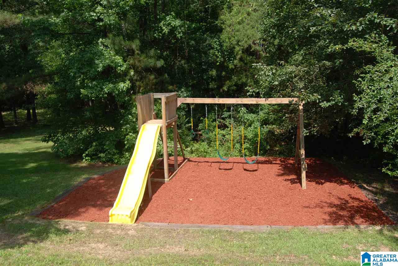 1055 Independence Court Alabaster, AL 35007 - Photo 10 of 50