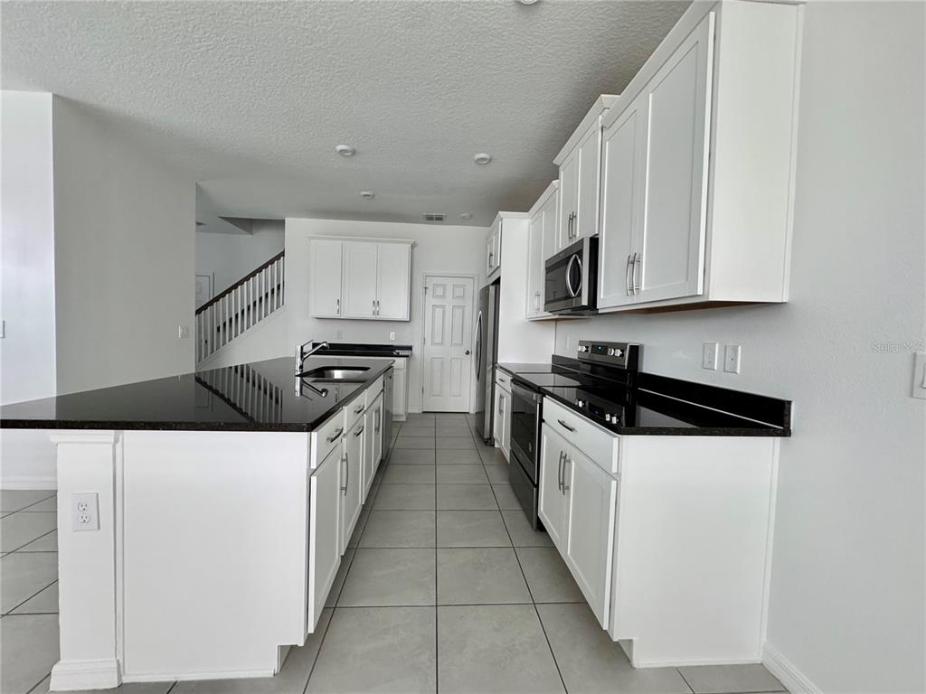 8973 Matriarca Alley Windermere, FL 34786 - Photo 6 of 29