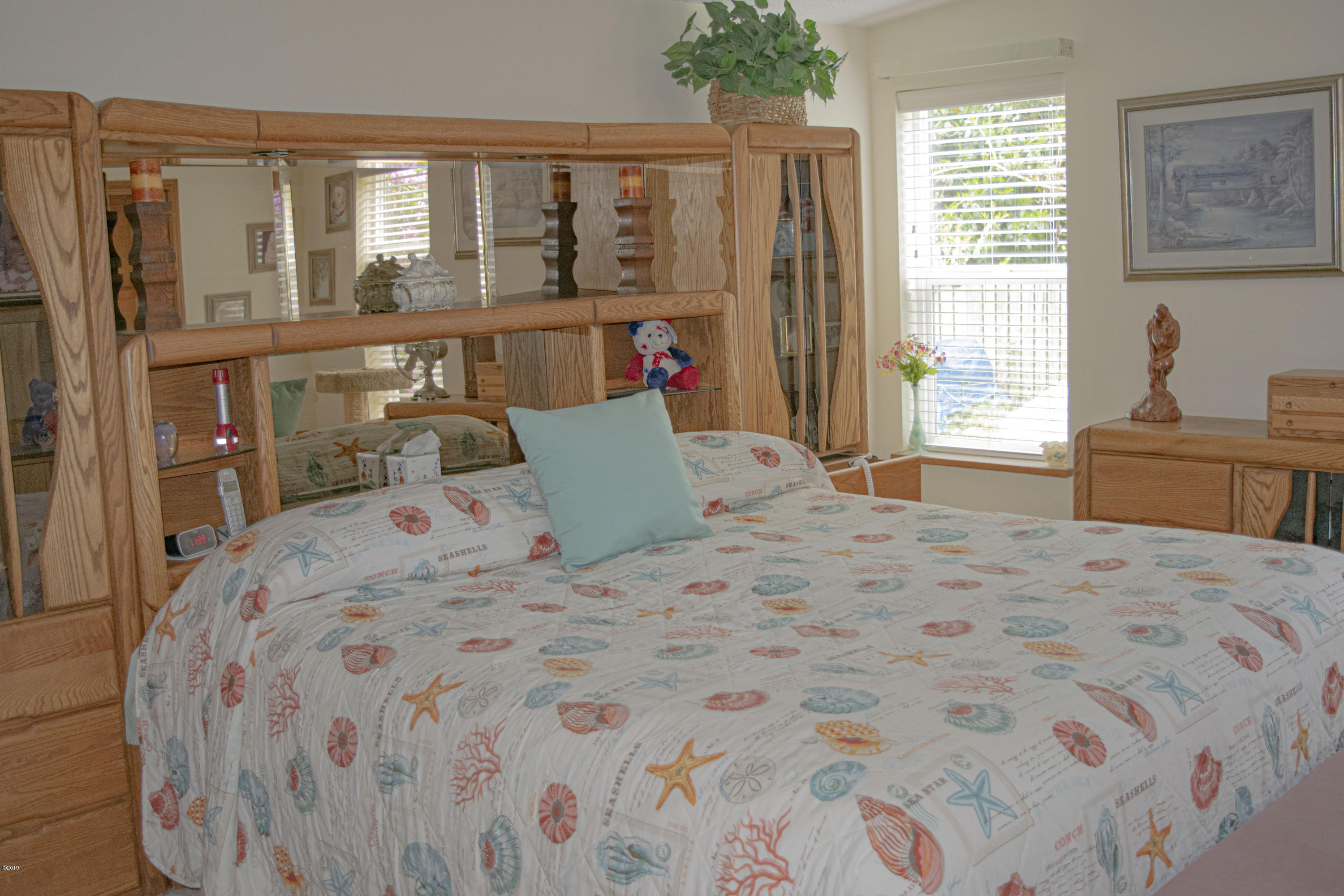 443 Southeast Moffitt Road Waldport, OR 97394 - Photo 21 of 26 Moffitt