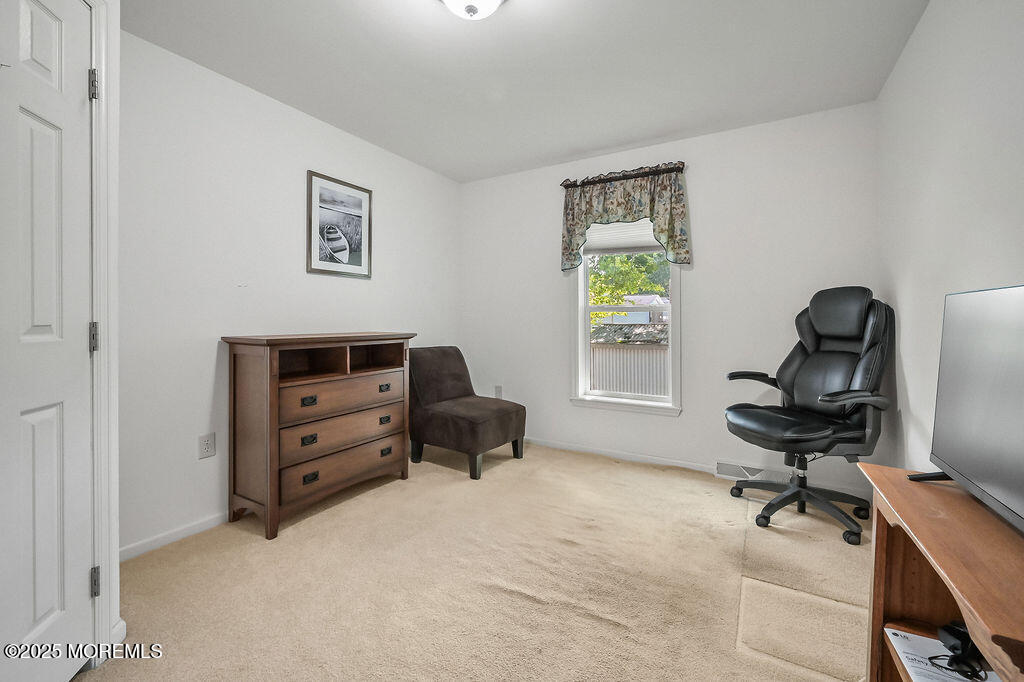 14 Village Road Morganville, NJ 07751 - Photo 21 of 31 14_village_road_021