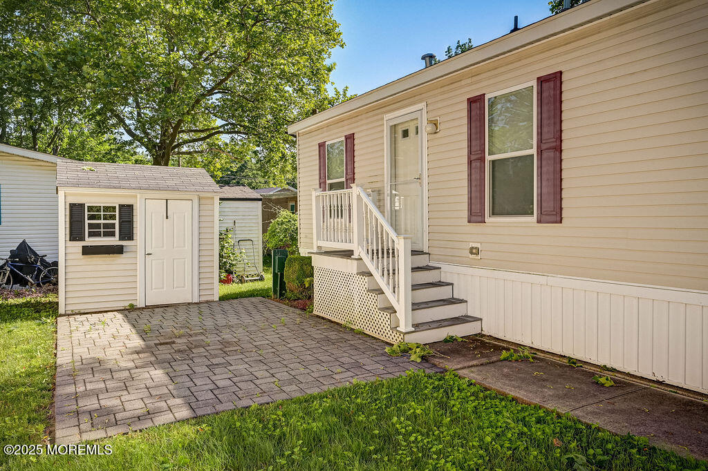 14 Village Road Morganville, NJ 07751 - Photo 30 of 31 14_village_road_030