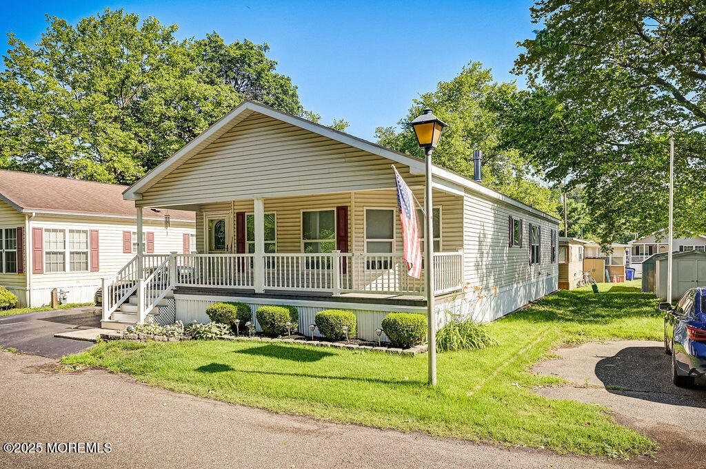 14 Village Road Morganville, NJ 07751 - Photo 3 of 31 14_village_road_003