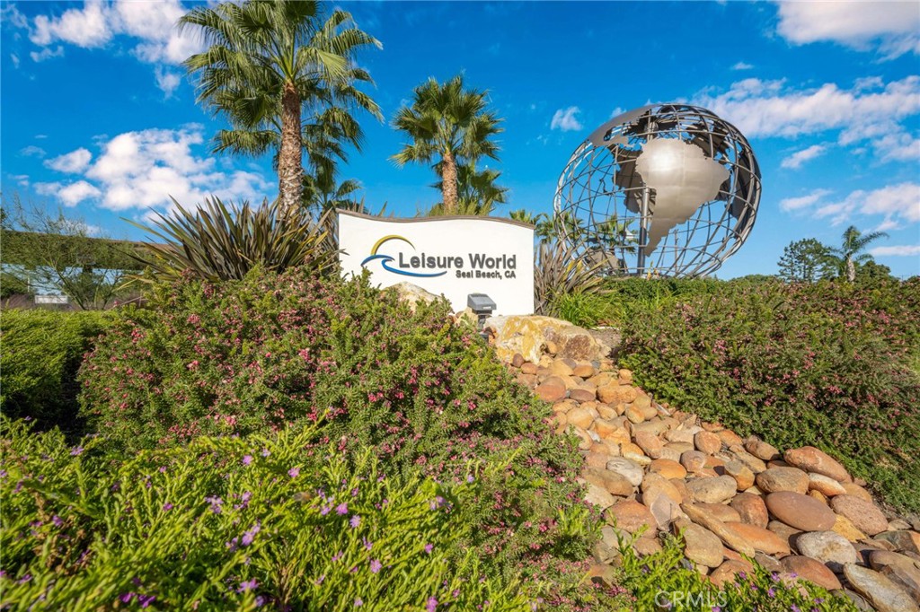 1502 Golden Rain Road, Unit 46J Seal Beach, CA 90740 - Photo 36 of 58