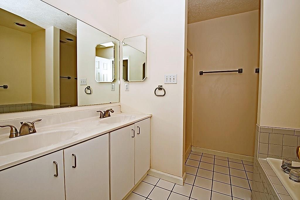 12 Hemingway Street Pittsburgh, PA 15213 - Photo 12 of 18 Gallery Image 12